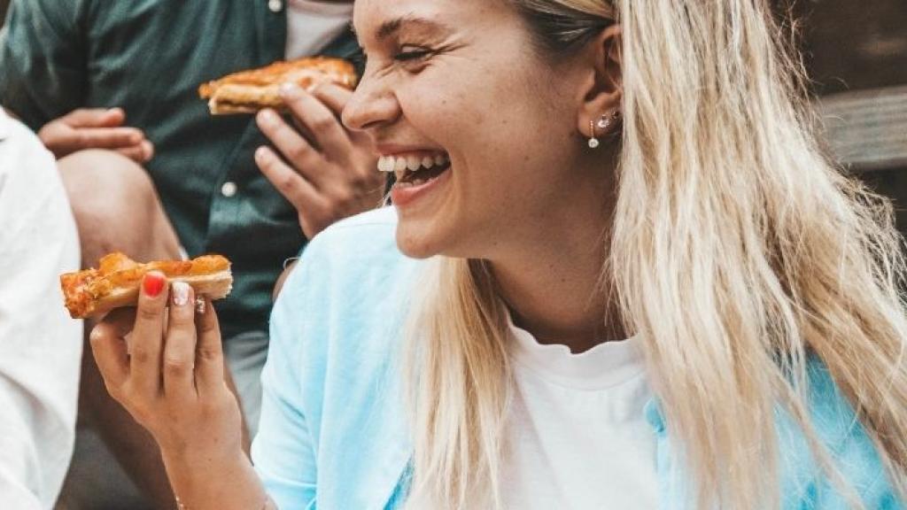 friends dining at a restaurant